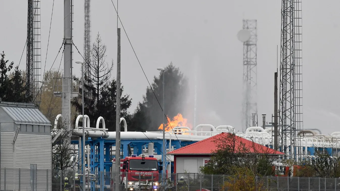 Lángok csaptak fel hajnalban egy gáztározóból