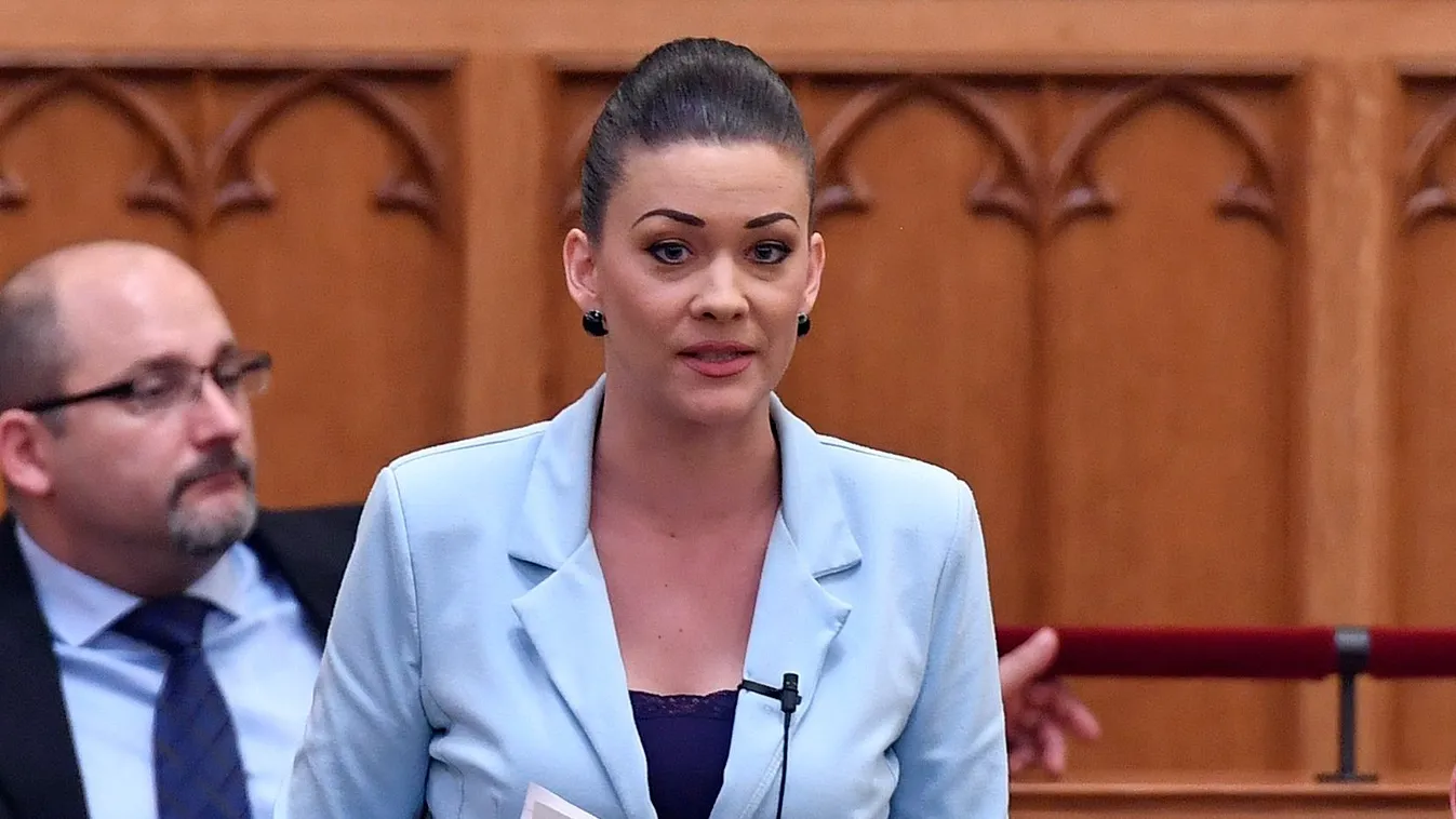 Visszahívná Demeter Mártát a Fidesz