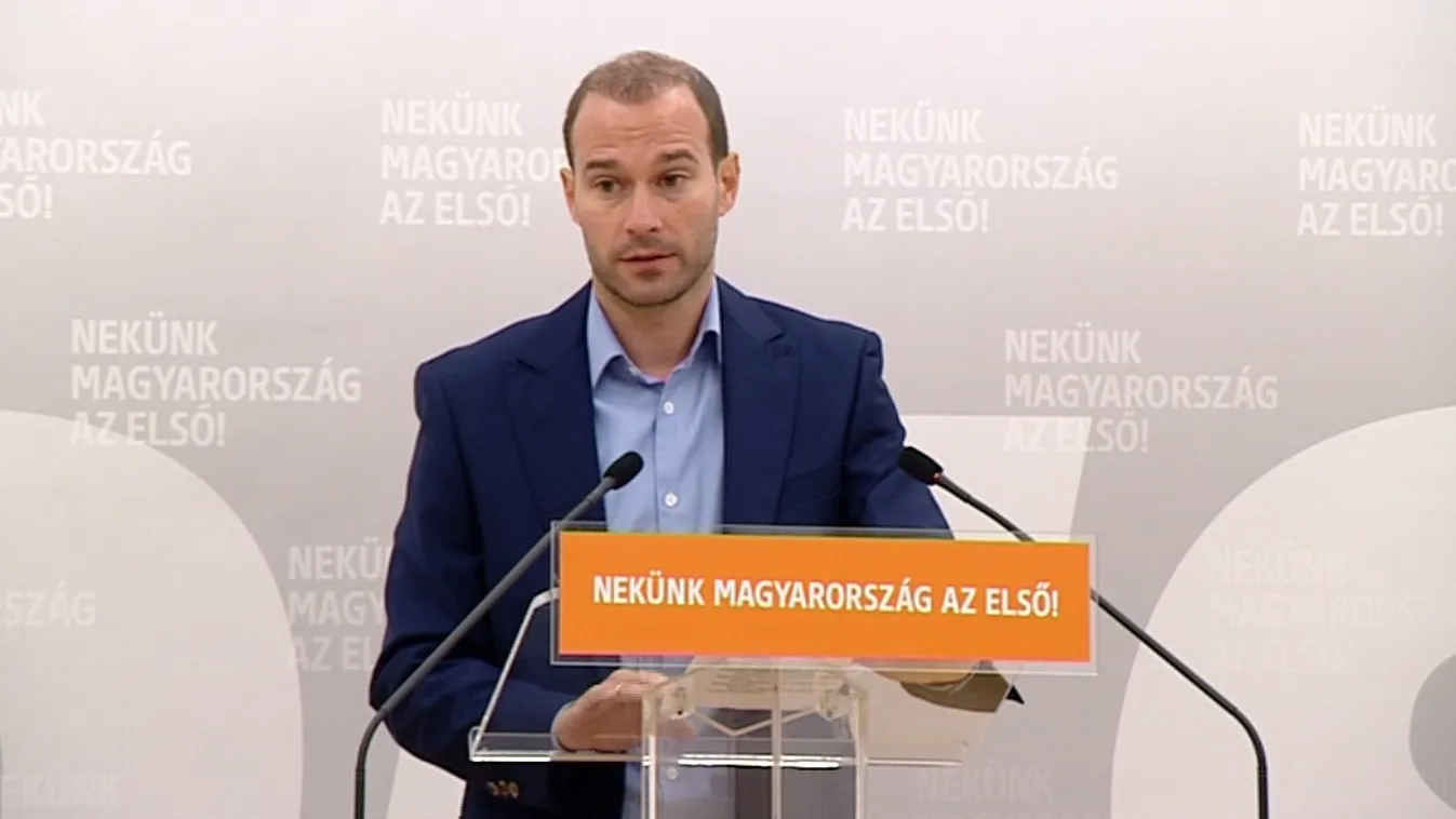 Hollik István váltja Kovács Zoltánt