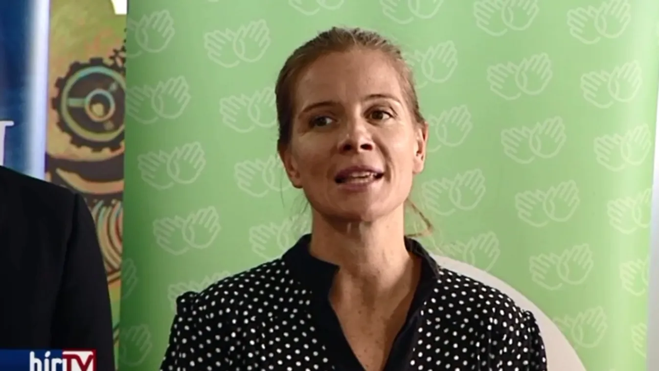 Jótékonysági karácsonyi vásárt szerveznek a siket gyermekek támogatására