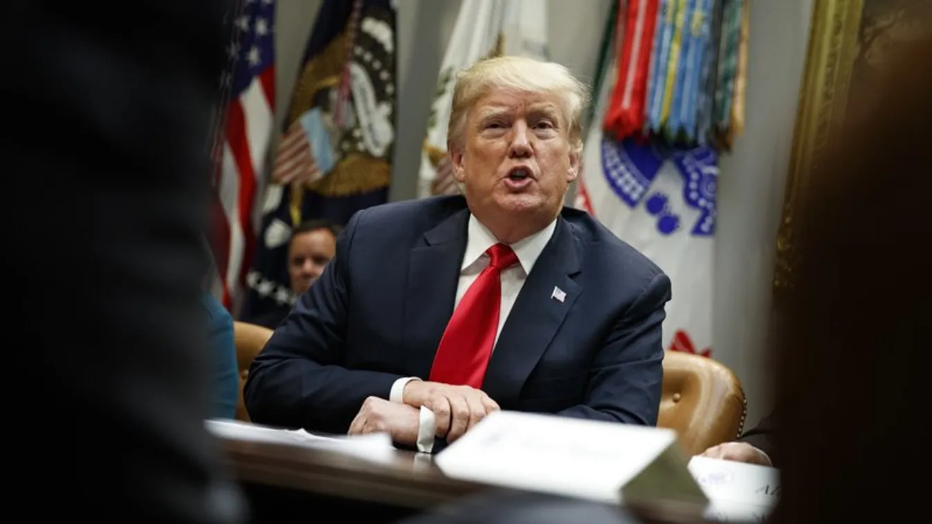 Dokumentumokkal fenyegeti Trump ellenfeleit