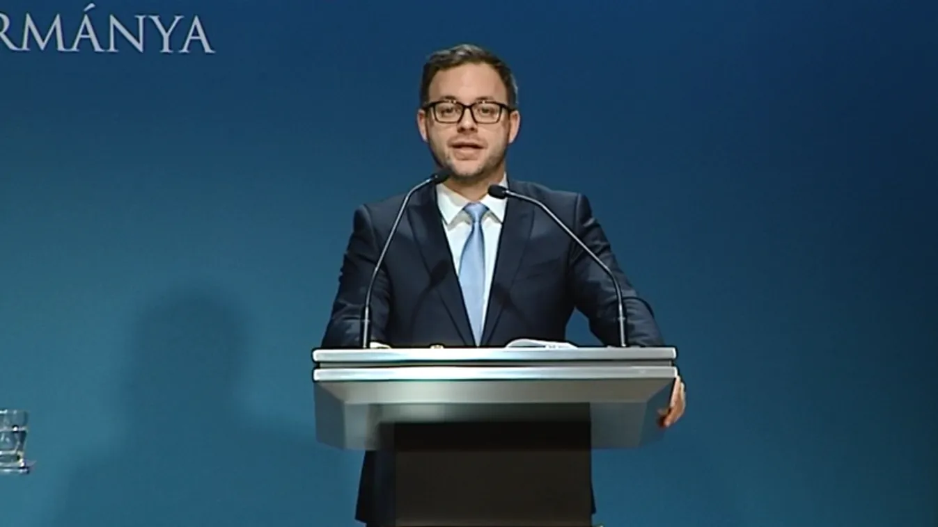 Emelkedik a köztisztviselők bére