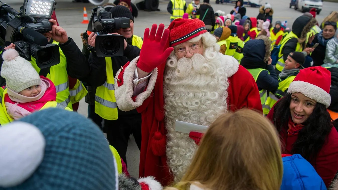 Megérkezett Budapestre Joulupukki