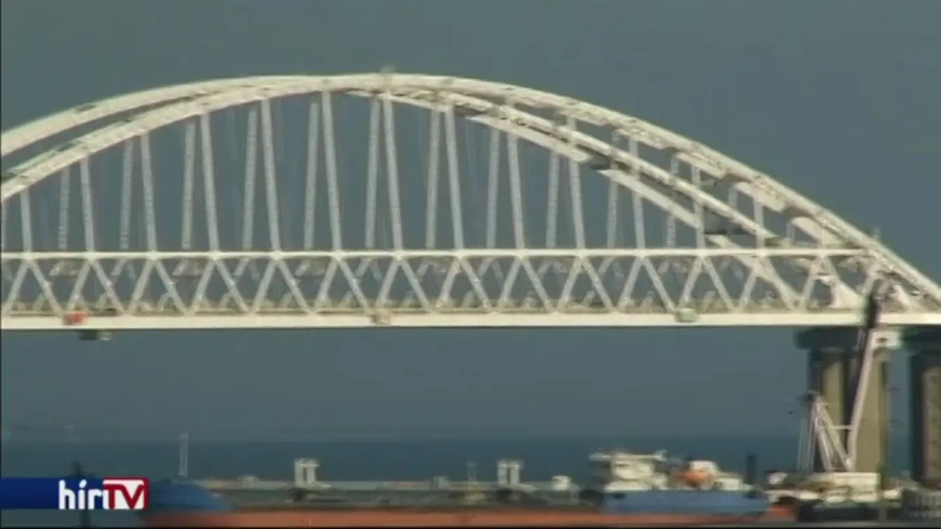 Hadiállapot bevezetését javasolja az ukrán elnök