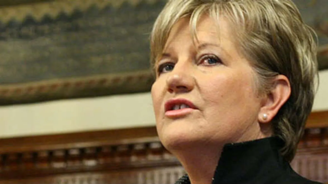 A baloldalt belső ellentmondások feszítik