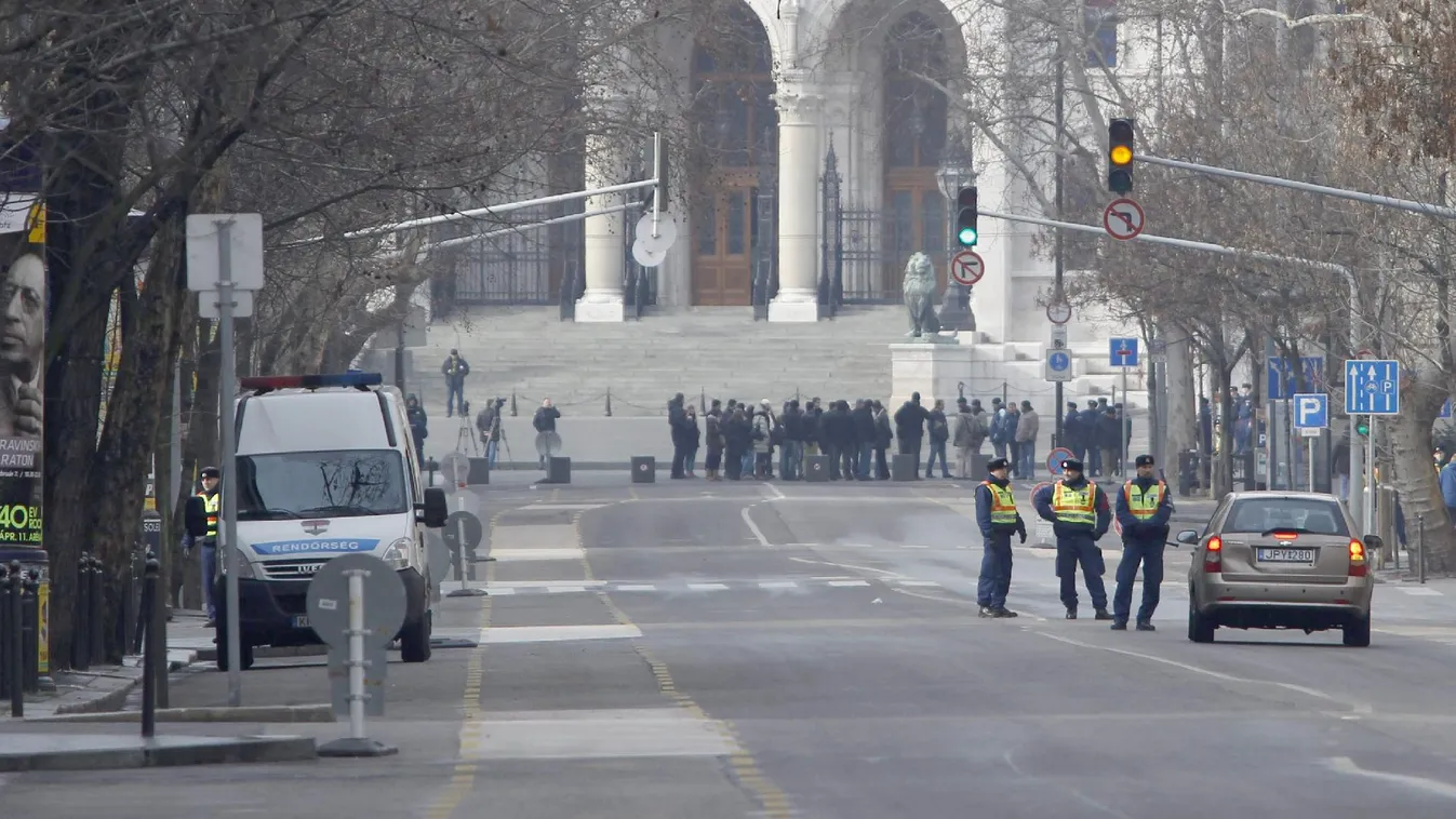 Forgalomkorlátozások lesznek Budapest belvárosában