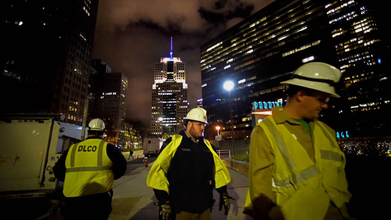 Népszavazást kezdeményez a Jobbik a túlórákról