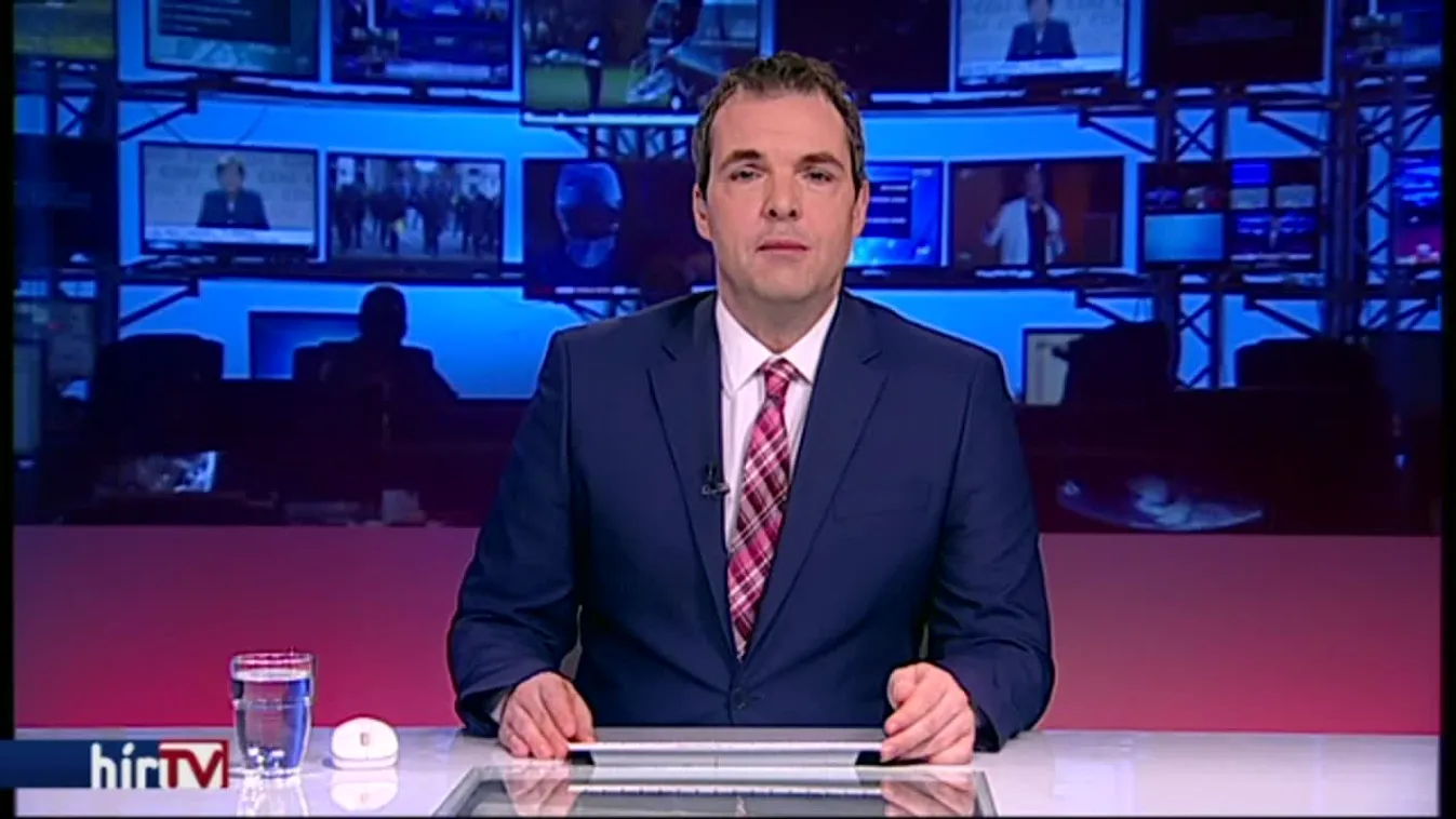 Leszakadt egy lépcső egy férfi alatt