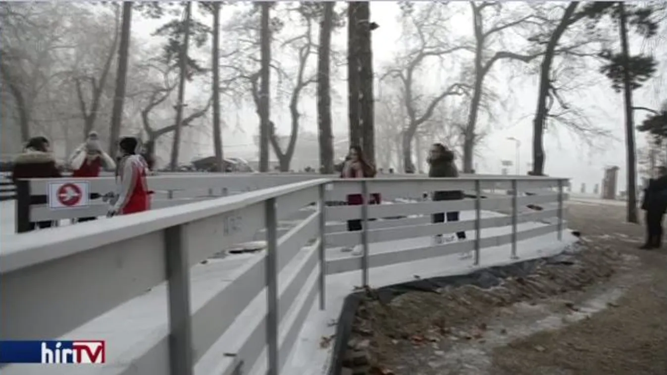 Beindult az élet a siófoki jégkikötőben