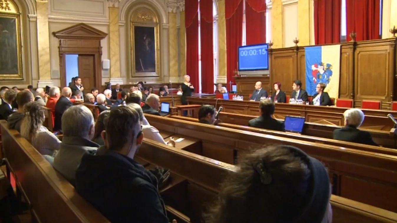 Nyoma sem volt az adventi hangulatnak a közgyűlésen