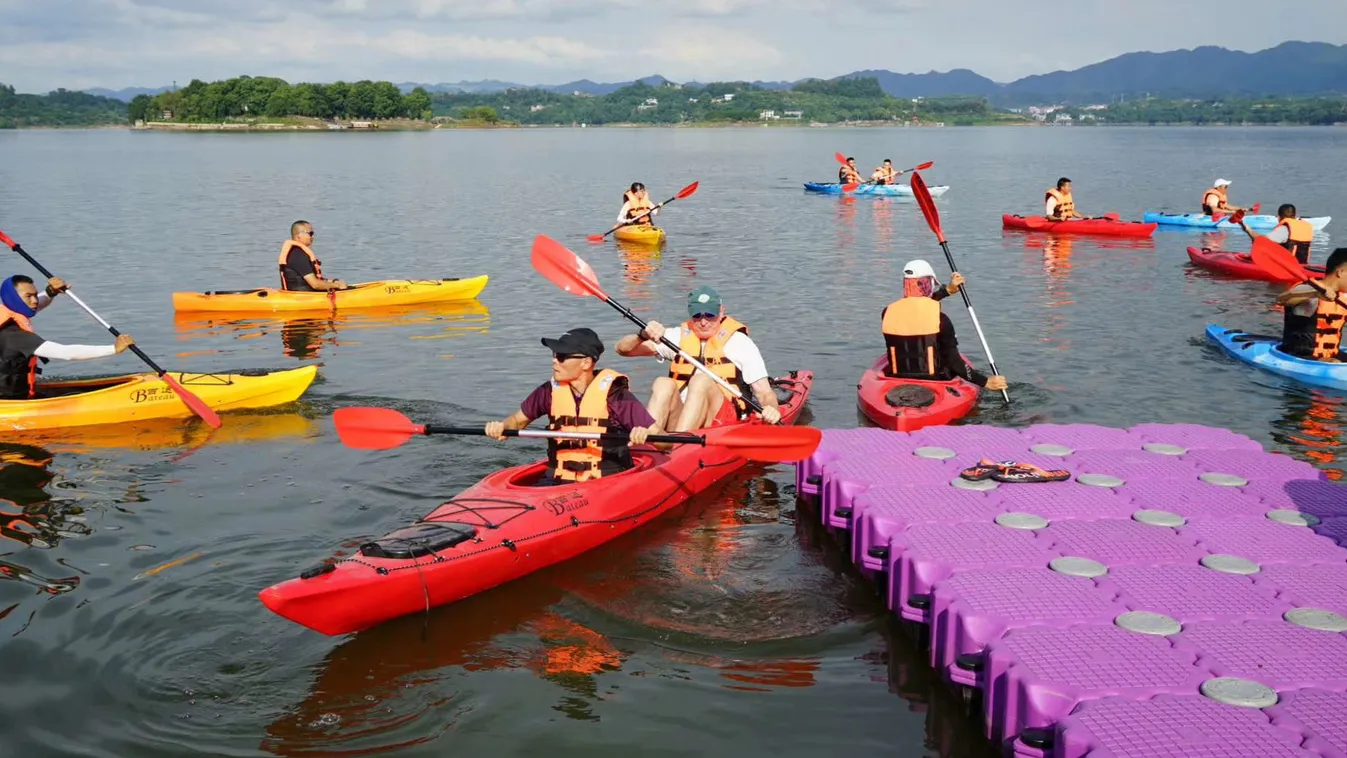 Evezőgép, futópad és modern számítógépes rendszerek 2 milliárdból