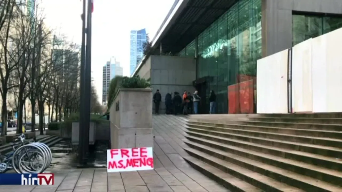 Kétmillárdos óvadékért engedték el a Huawei igazgatóját