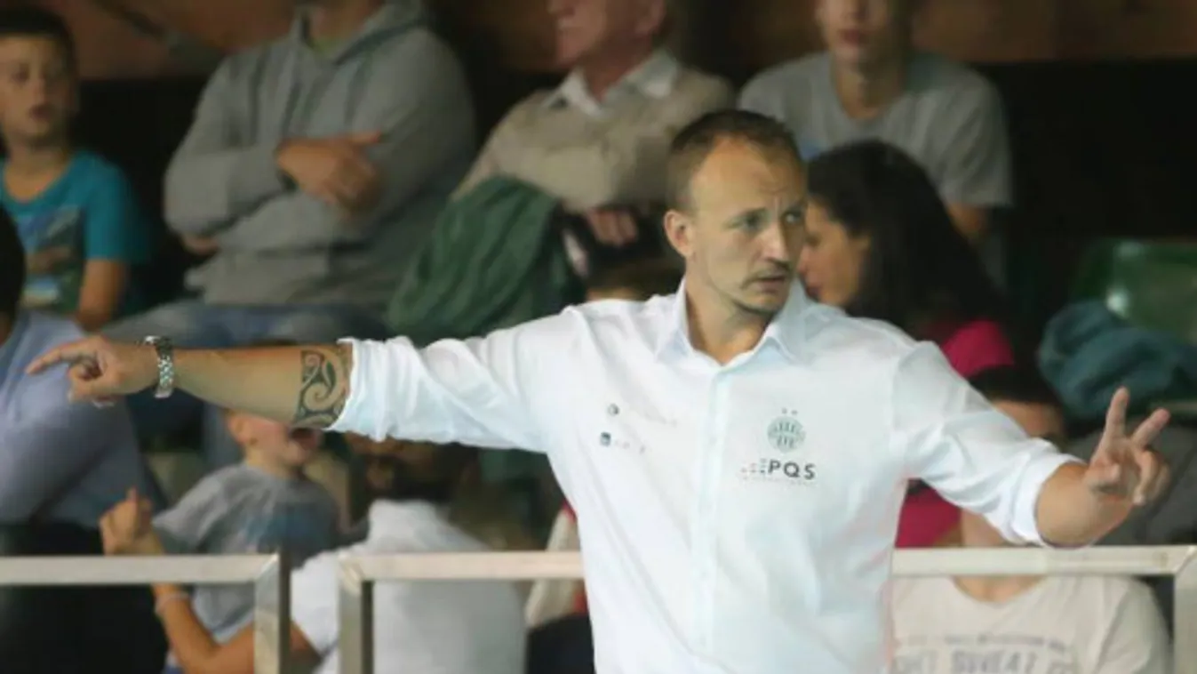 Varga Zsoltot választották az év legjobb vízilabdaedzőjének