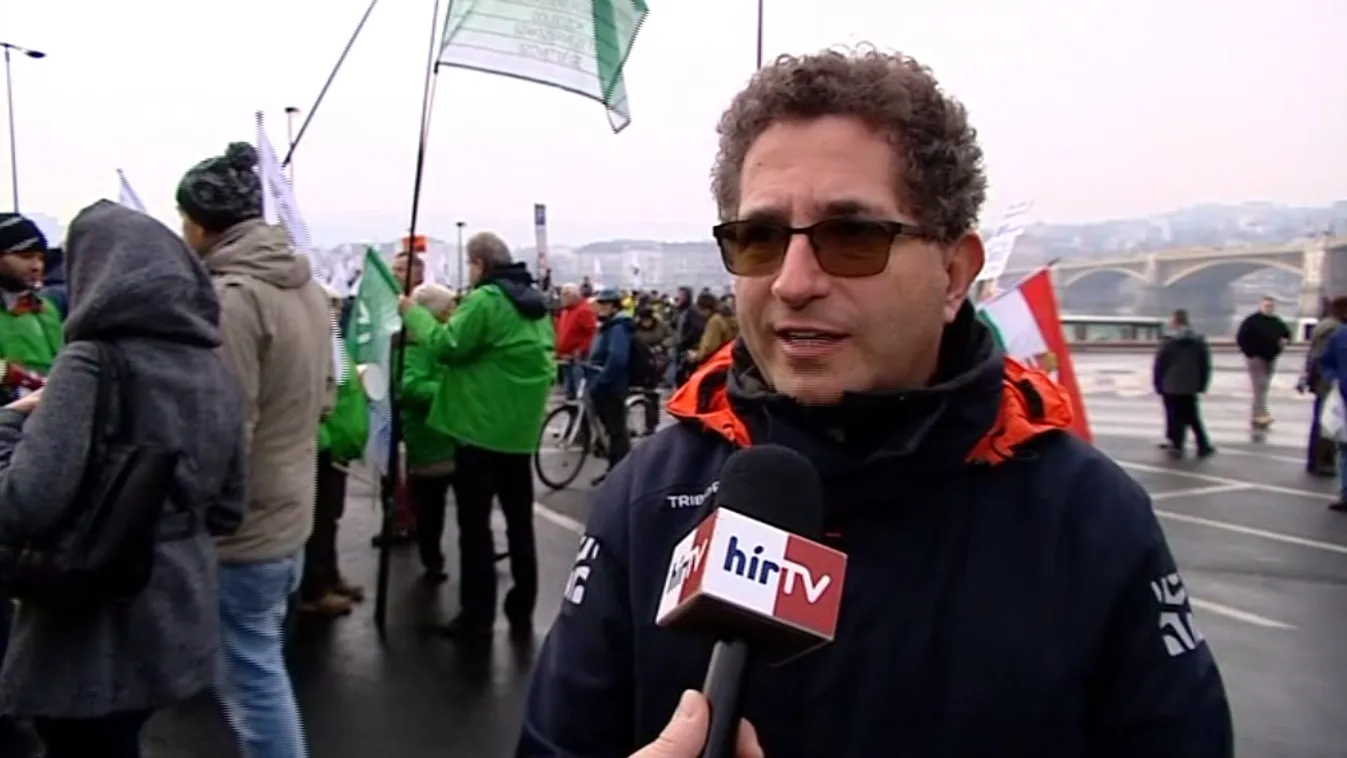 Folytatják a demonstrációkat a szakszervezetek