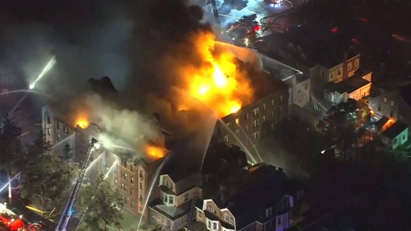 Közel kétszáz lánglovag küzdött a tűzzel