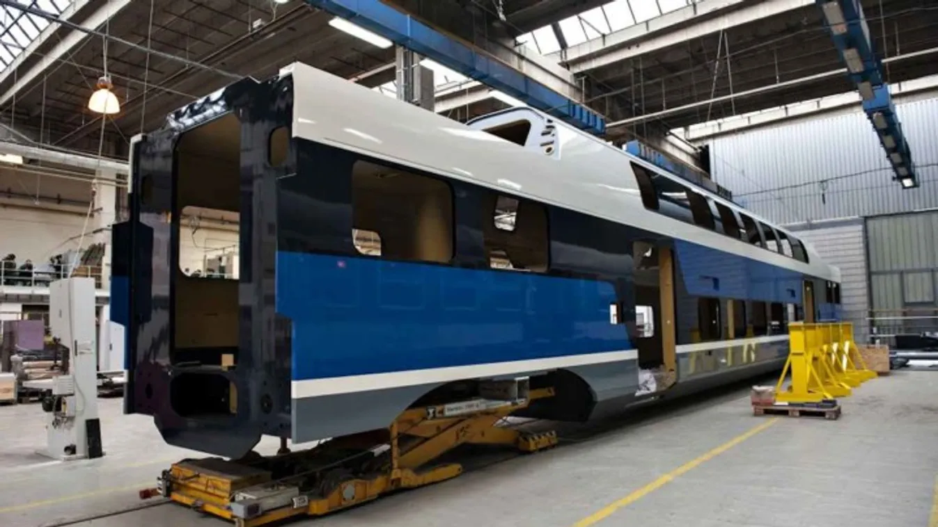 Emeletes vonatok fognak járni Vácra és Szolnokra