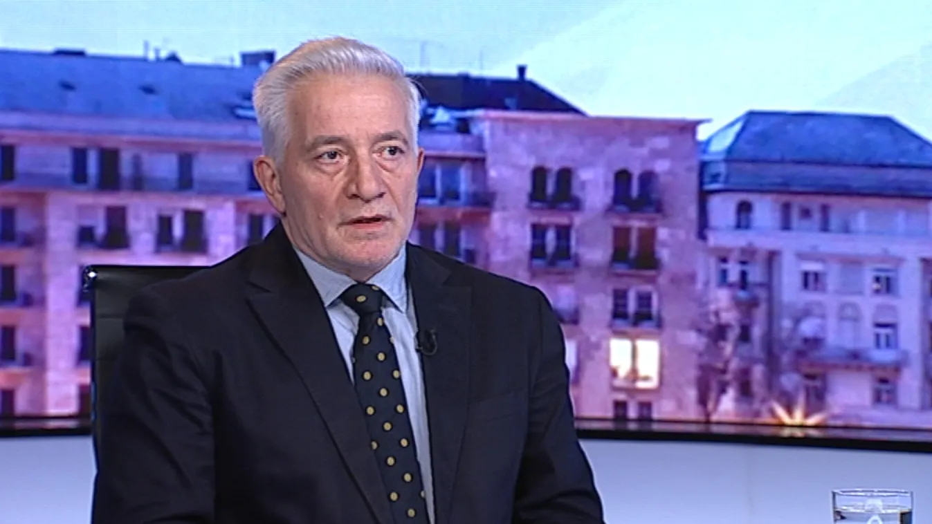 Bérmegállapodás: „a kormánynak kell irányt mutatnia”