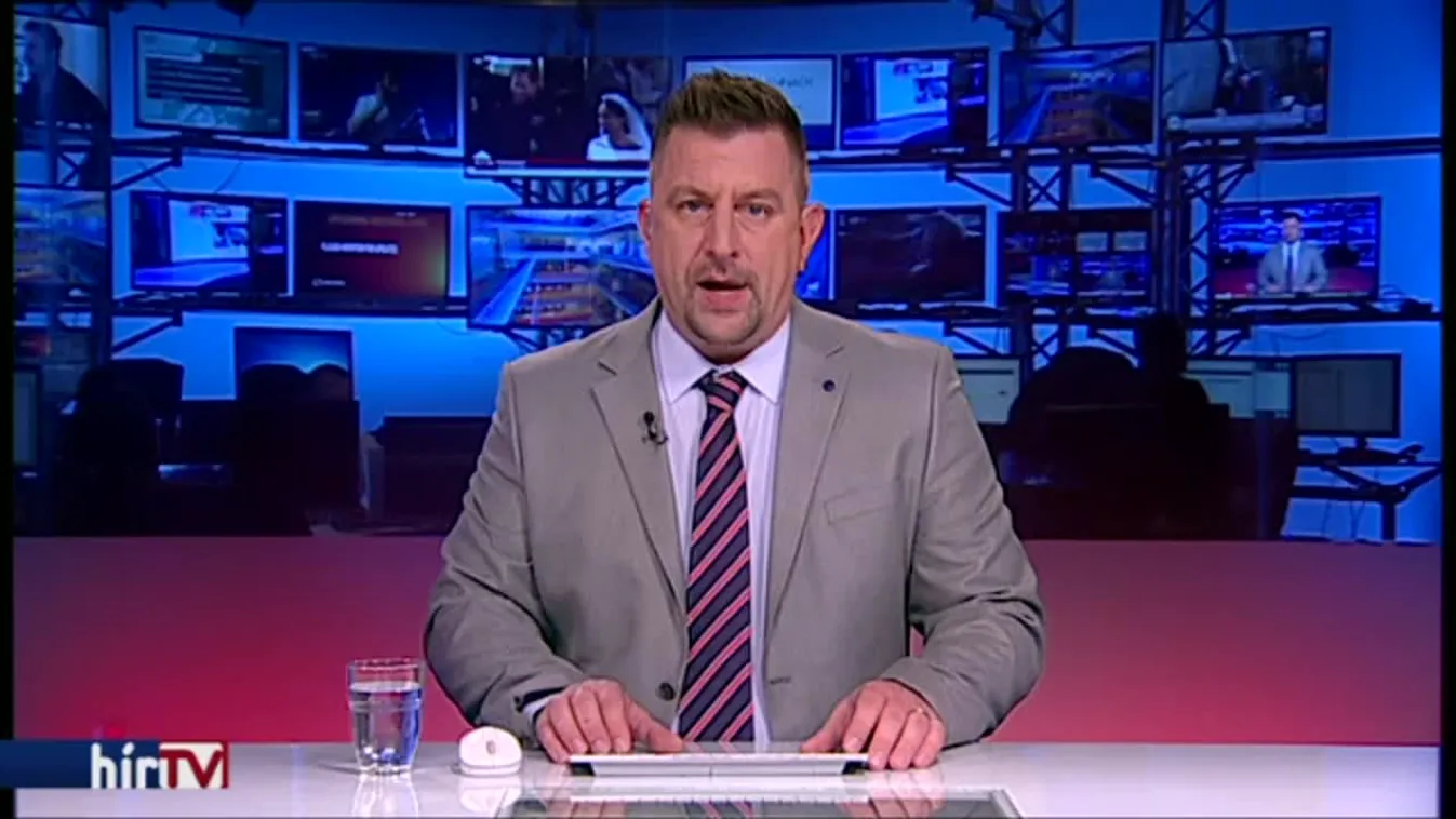 A Hír TV elé vonultak a tüntetők