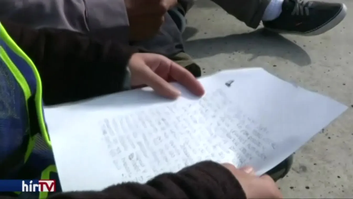 Felváltva éhségsztrájkolnak a migránskaraván tagjai