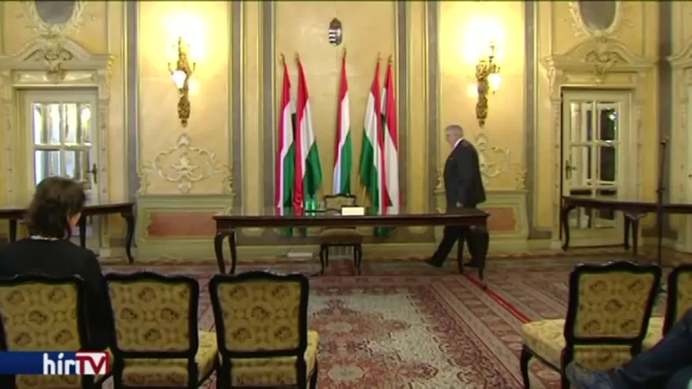 Új ösztöndíjak az egészségügyi diákoknak