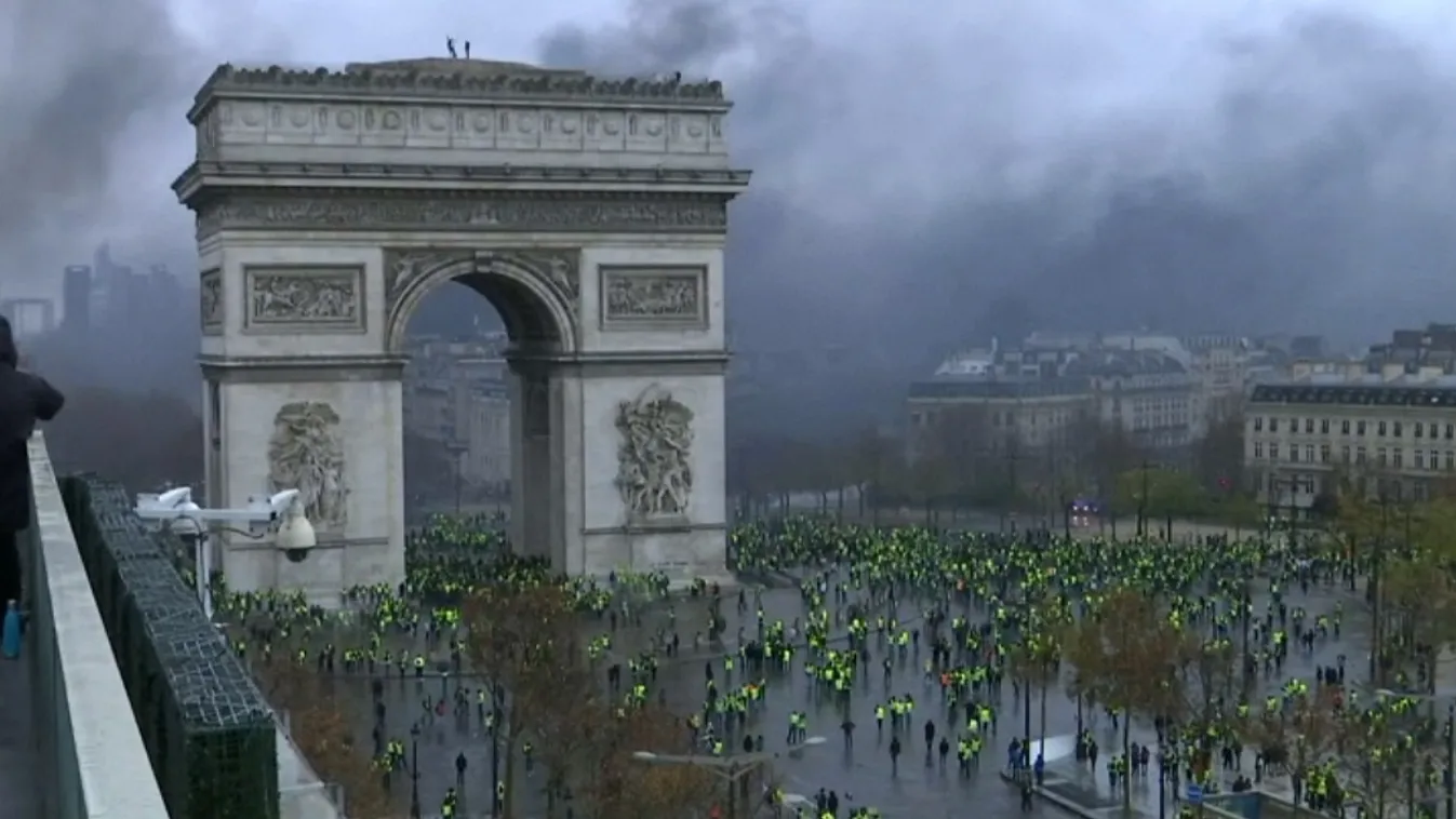 Visszakozott a francia kormány