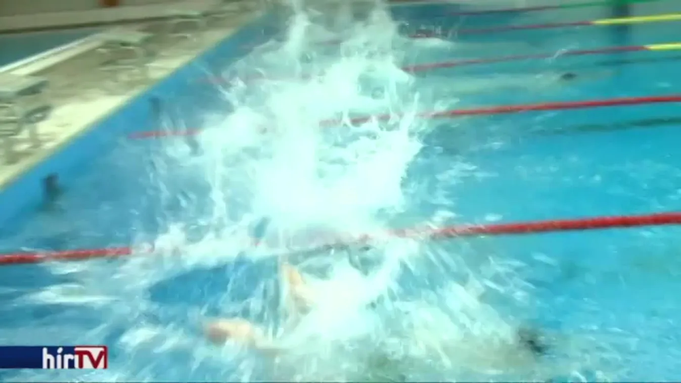 A kormány célja, hogy minden gyermek tanuljon meg úszni