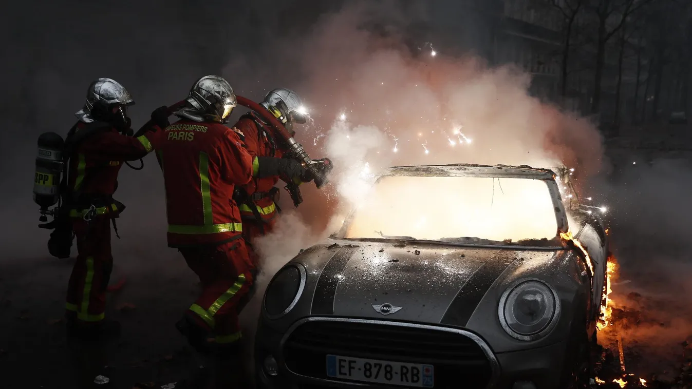 A francia rendőrség rendkívüli állapot kihirdetését kérte