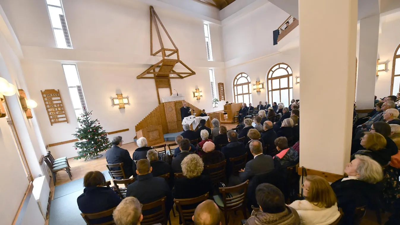 Bogárdi Szabó István: Karácsony történetében Isten választás elé állít