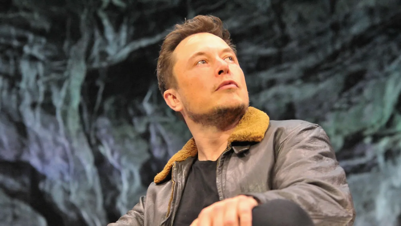 Tesztalagutat mutatott be a Tesla-vezér