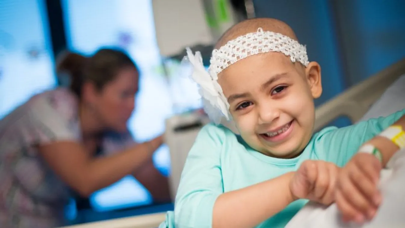 Helyi cégek segítik a rákos gyermekeket Miskolcon