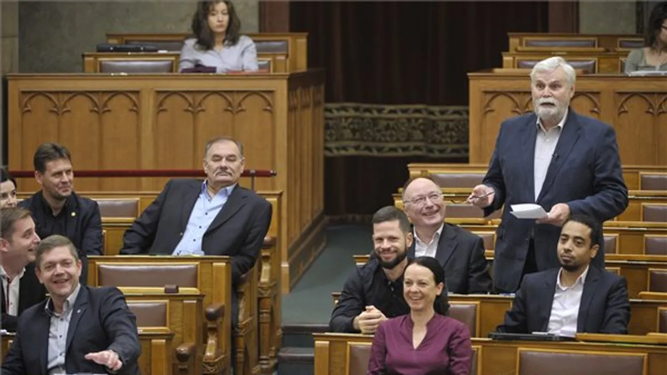 Rendkívüli üléssel kezdődik az év az Országgyűlésben