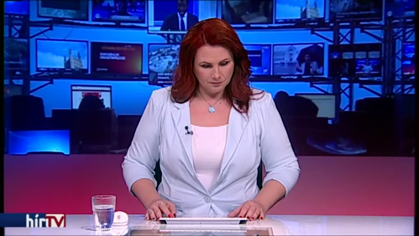 Tüntetők leptél el Belgrád utcáit