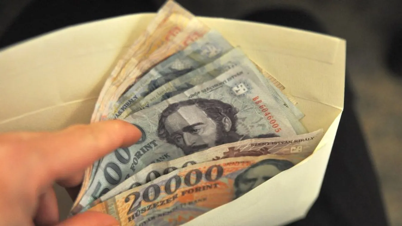 A szakszervezetek 15, a munkáltatók csak 5% béremelést akarnak