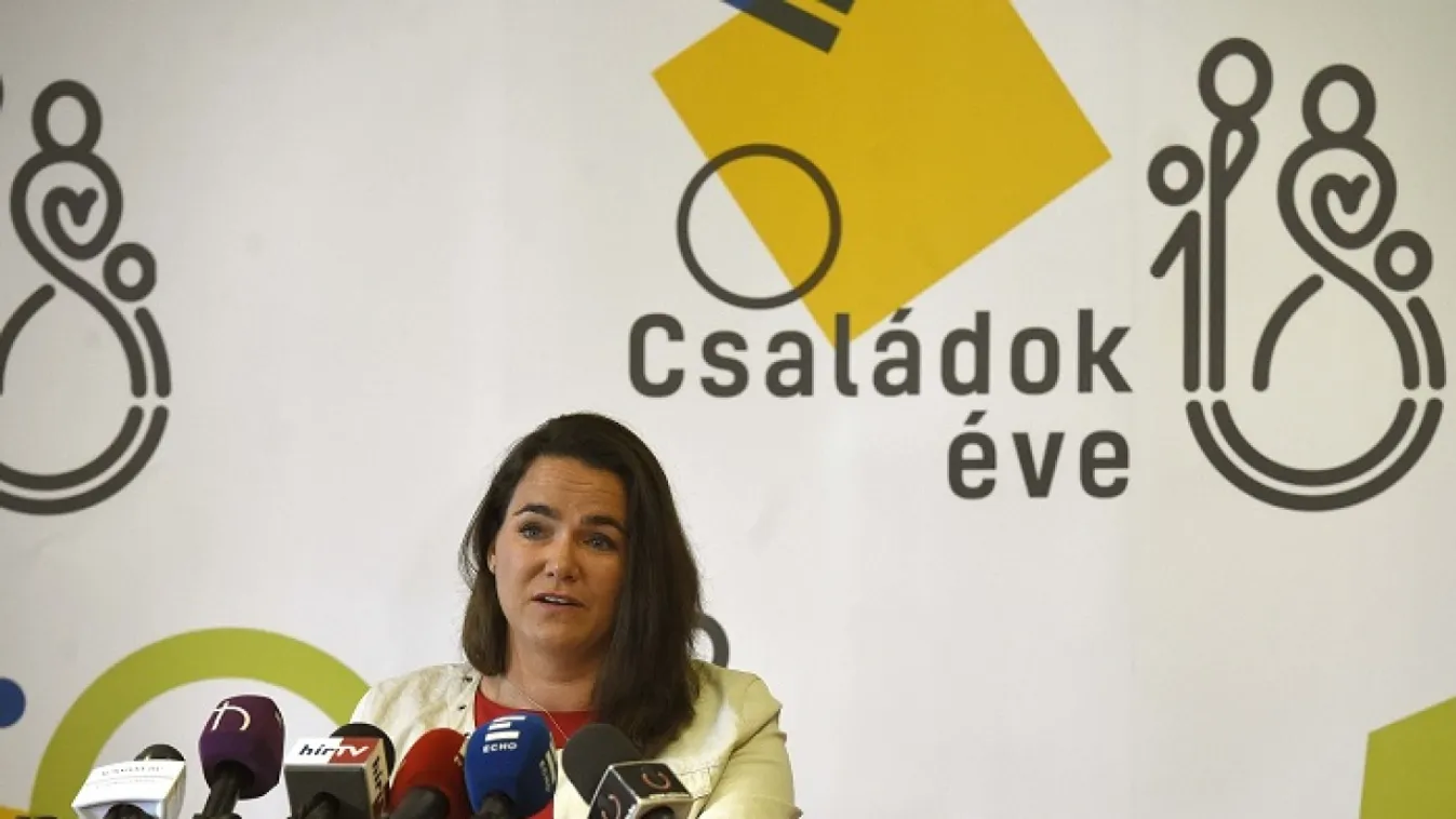 Novák: A magyarok a jövőt a magyar gyerekek születésében látják