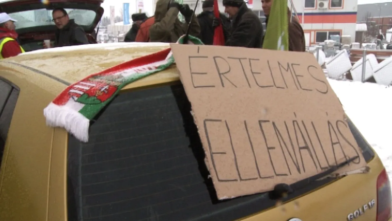 A bérek és munkakörülmények javításért demonstráltak