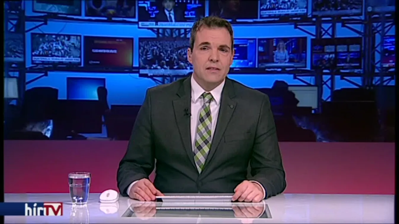 790 ezer forintot fizetett kampánystábja tagjainak a Momentum