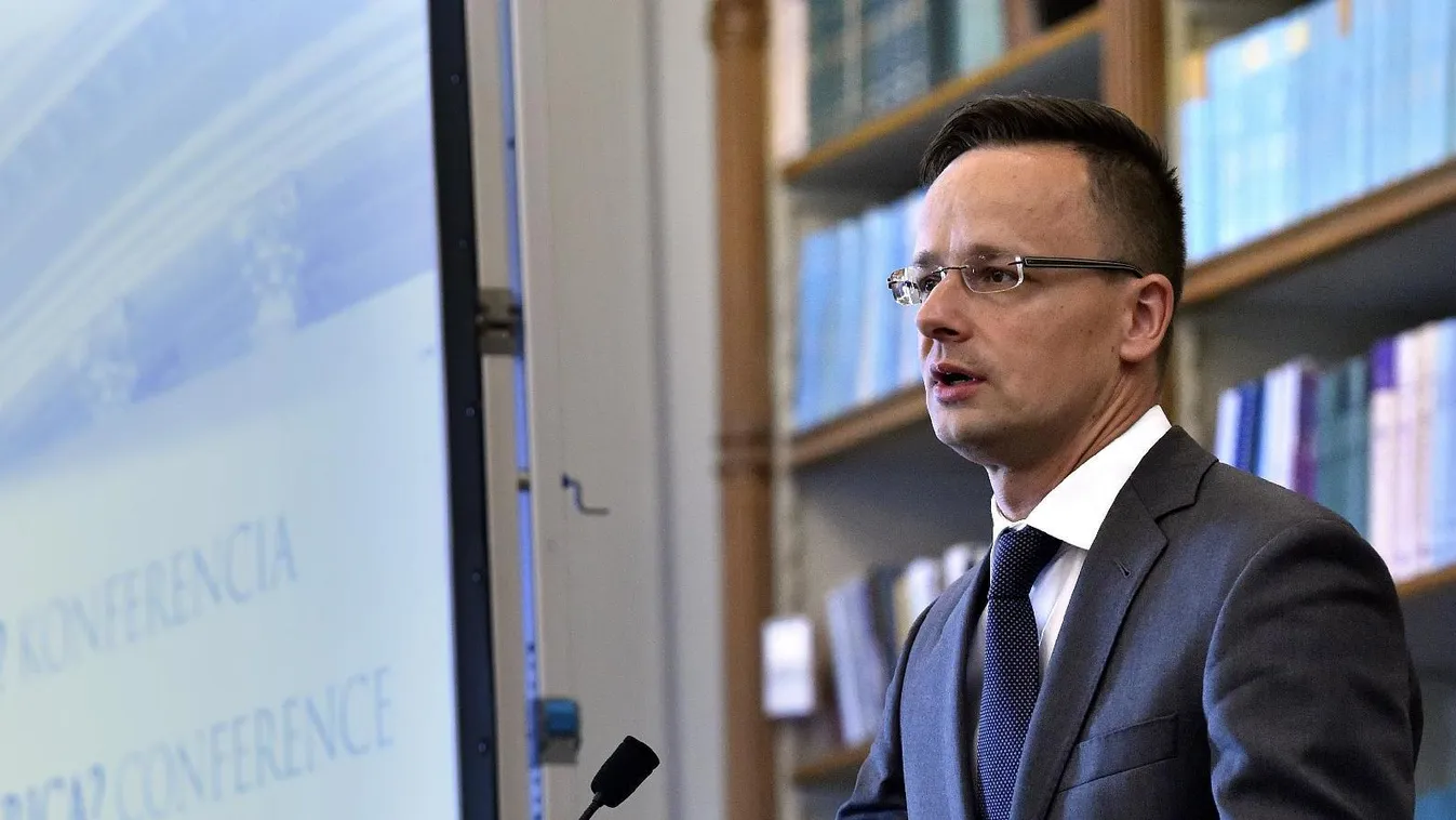 Szijjártó: Meg fogjuk akadályozni a brüsszeli törekvéseket