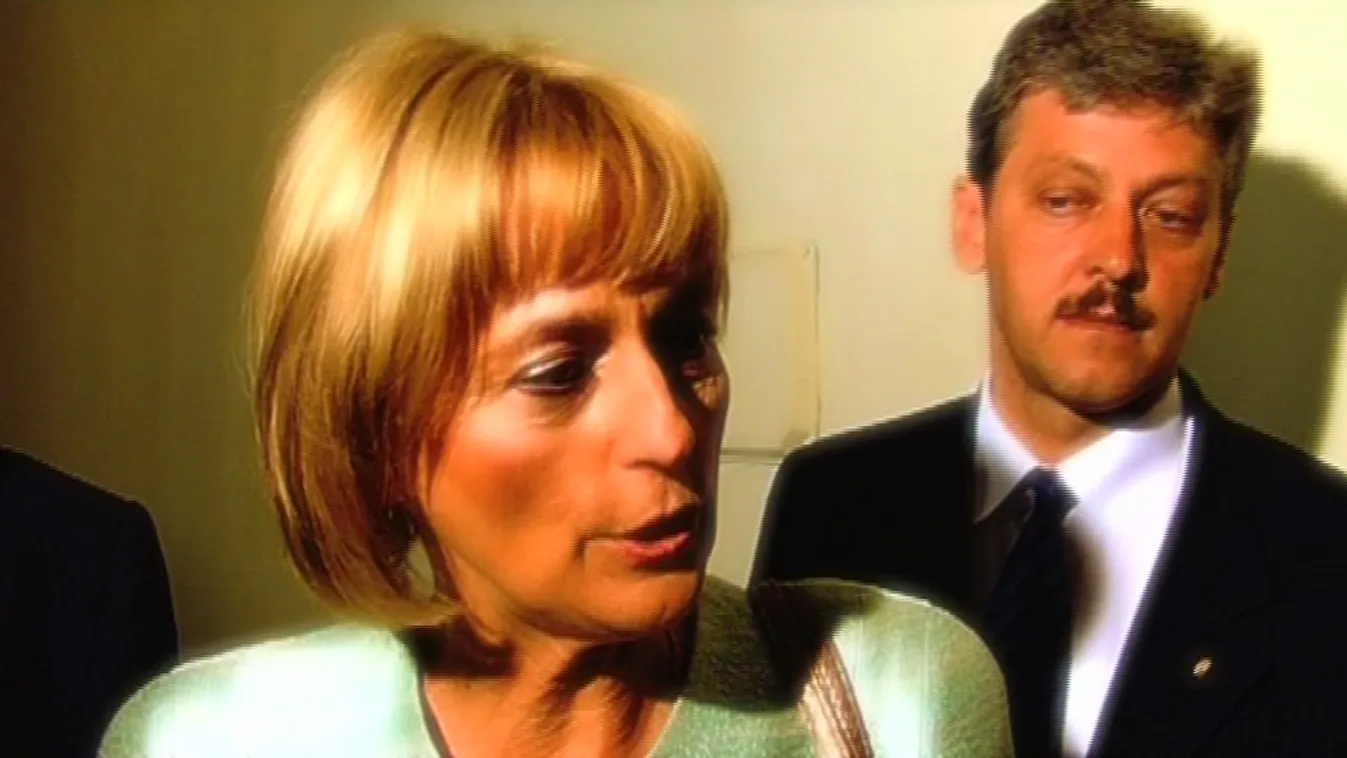 Az antalli örökséget nem tudta továbbvinni, helyette taccsra tette a pártot