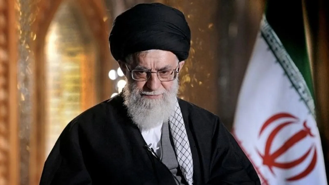 Komplett hülyének nevezett amerikai tisztségviselőket az iráni ajatollah