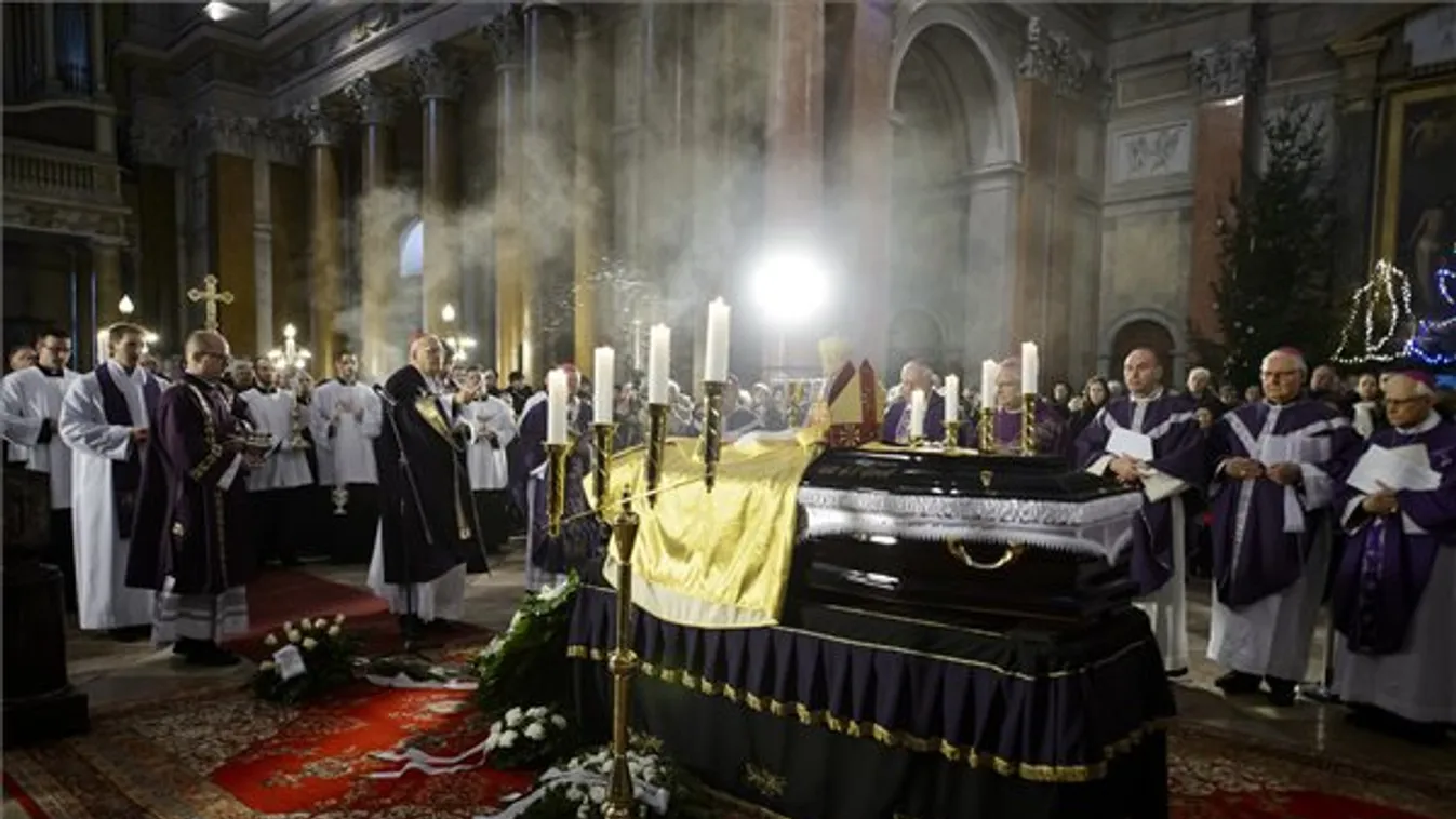 Örök nyugalomra tért Seregély István egri érsek