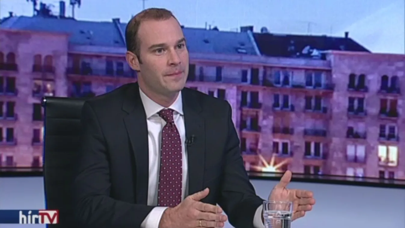 Hollik István: Régi játék folyik hazánk és az Európai Bizottság között