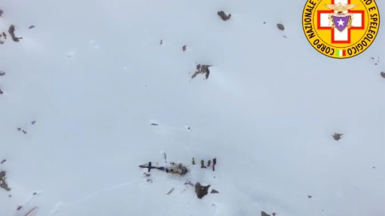 Gleccserbe zuhantak a légi karambol áldozatai