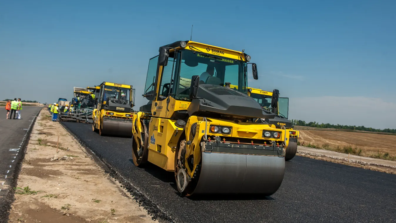 2500 milliárd forintból bővül Magyarország közúthálózata