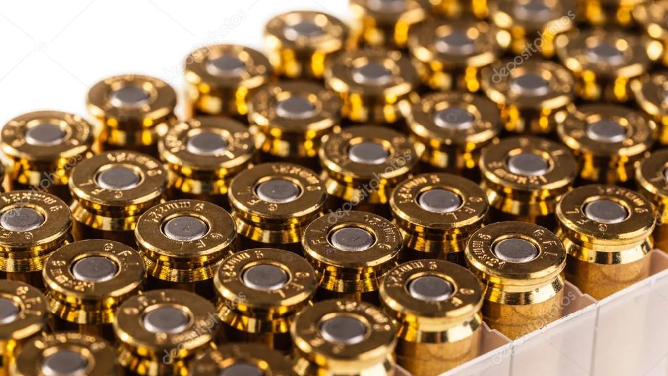 Járókelőkre lövöldözött egy fegyveres Korzikán