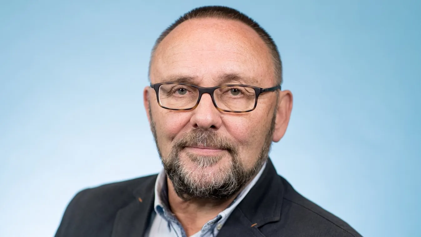 „Félholtra verték” az AfD brémai tartományi vezetőjét