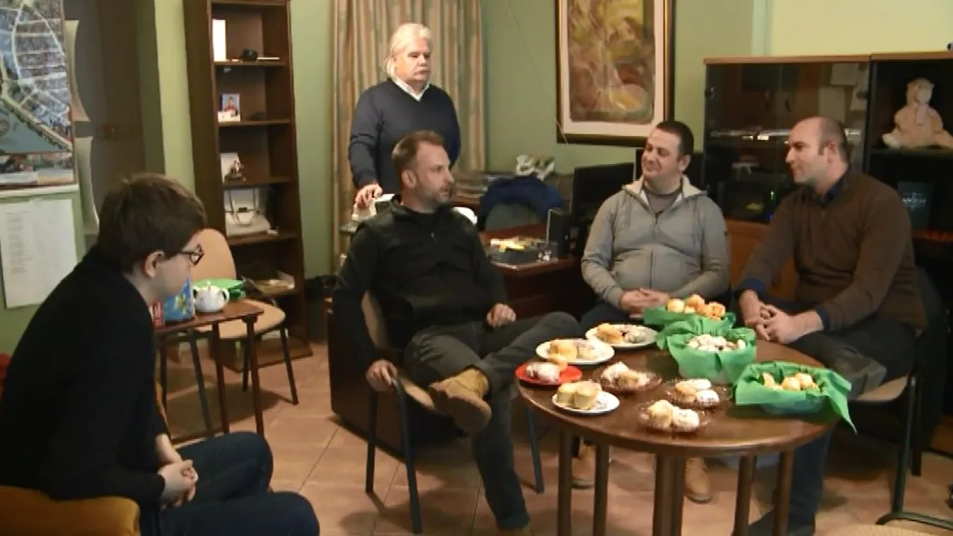 Szegeden is megpróbálják megfélemlíteni az újságírókat