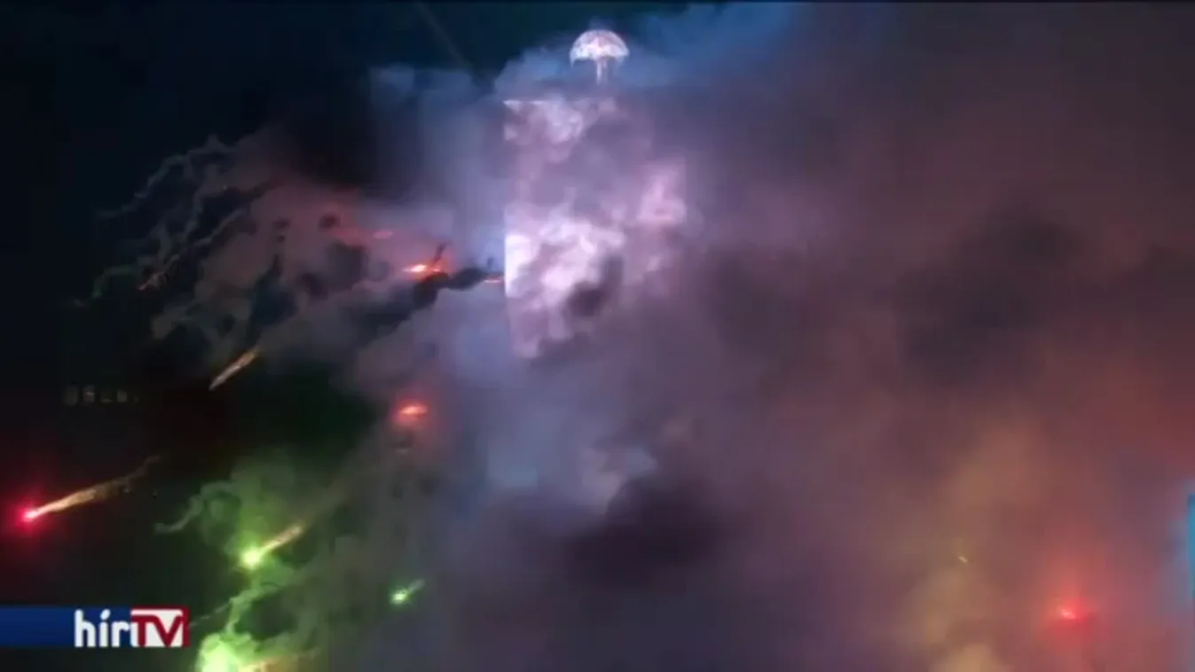 Százezrek ünnepelték az évkezdetet a Time Square-en