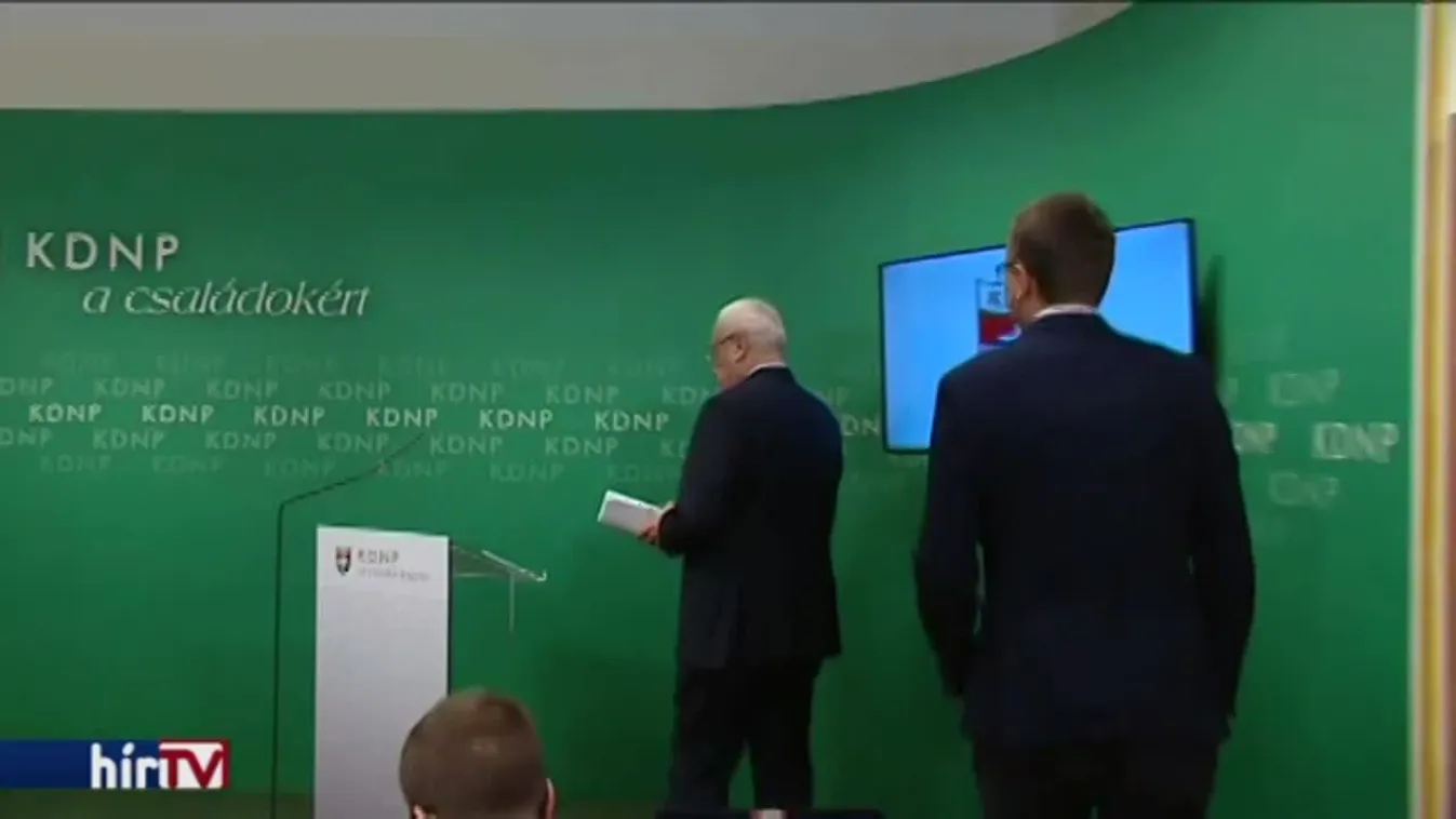 Rétvári: Egyértelműen Soros áll a vitanap mögött