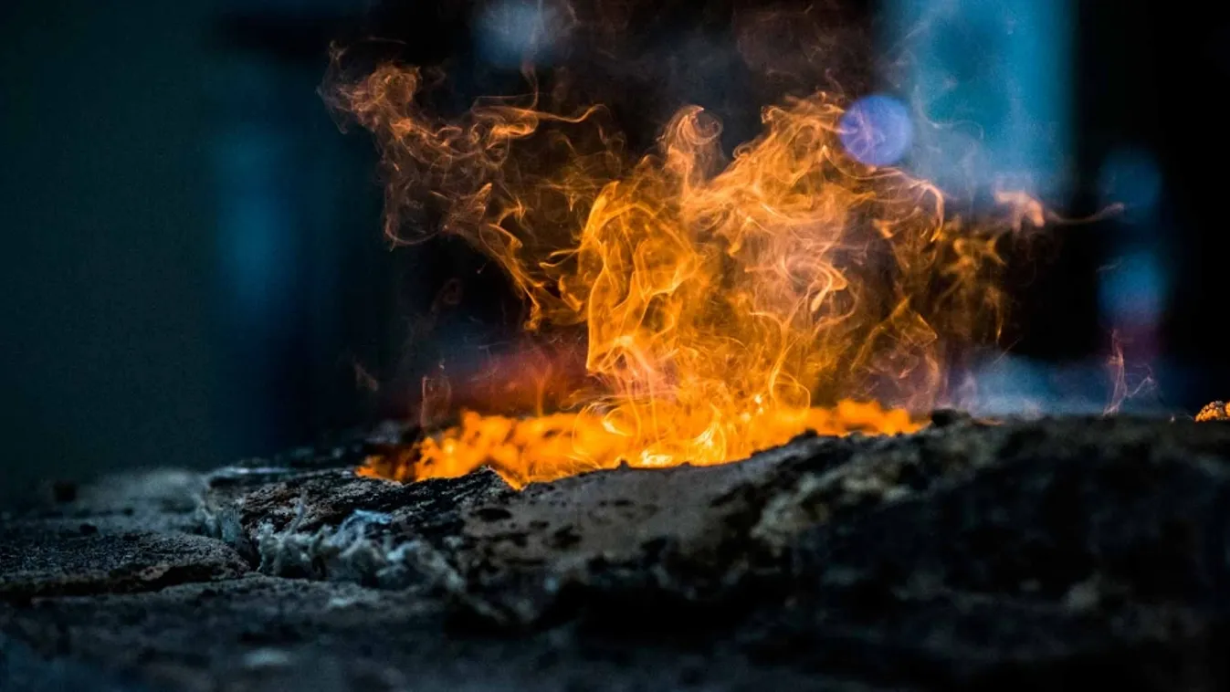 Üdvözlik a módosítást, és visszautasítják a „rabszolga” jelzőt