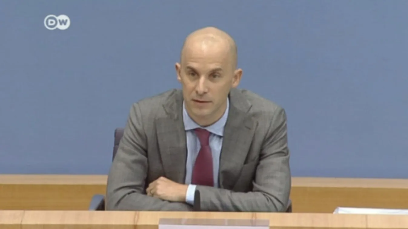 Mindent beismert a fiatal hekker